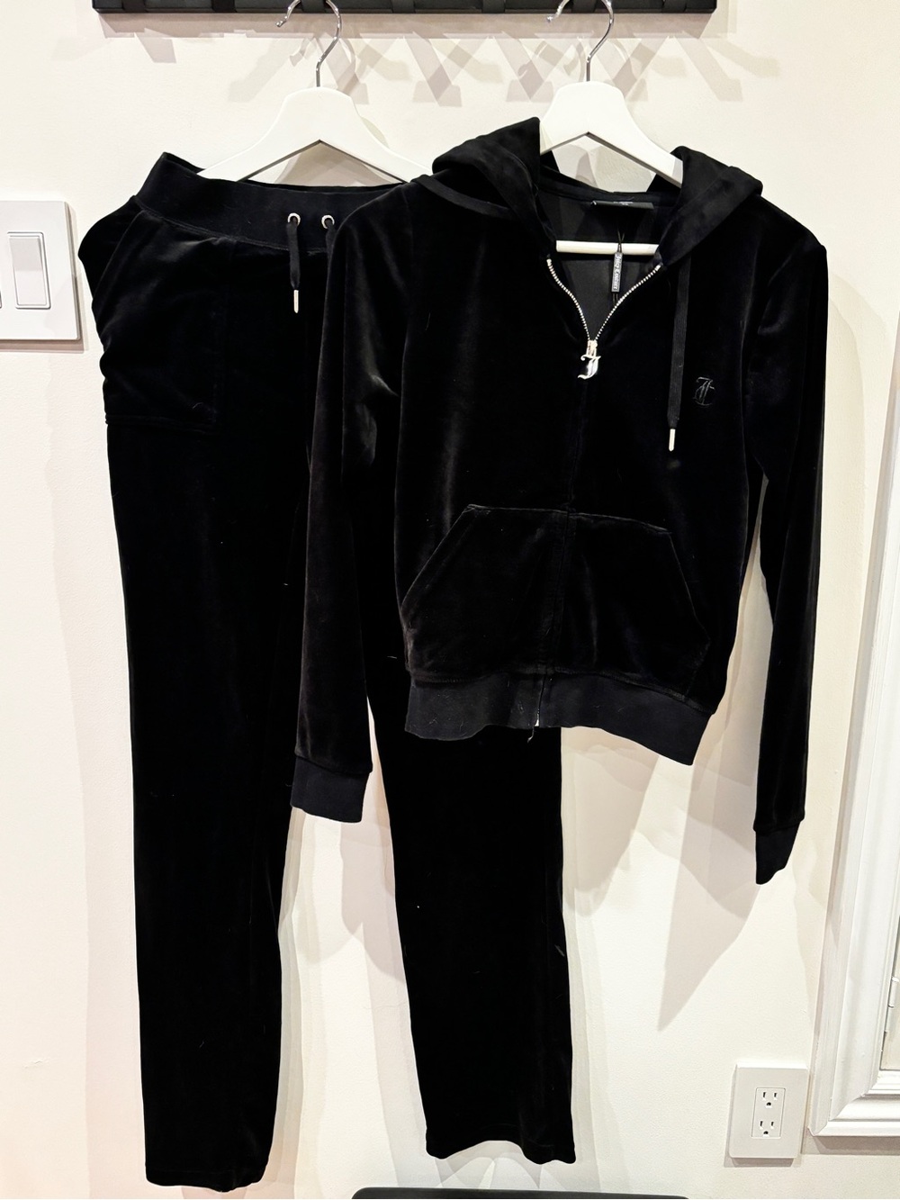 Juicy Couture Black Velour Zip Set XS